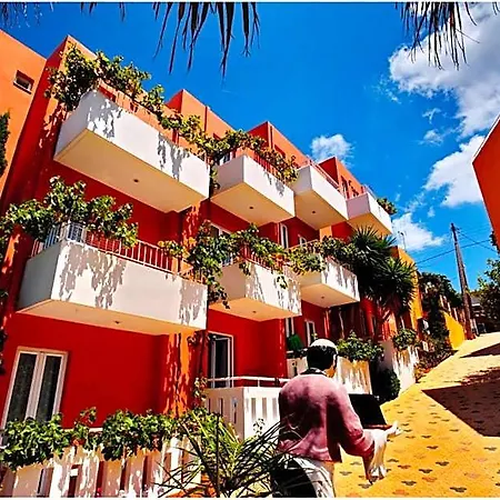 Bellos Hotel
