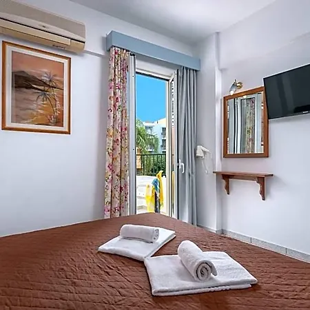 Bellos Hotel