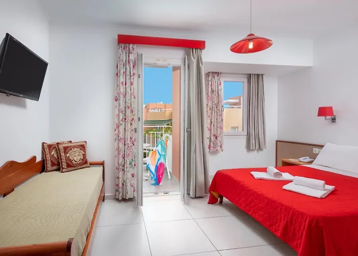 Bellos Hersonissos (Crete)